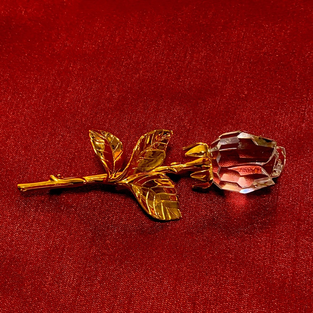 Swarovski Crystal rose pin